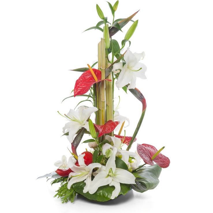 centerpieces with lilies and anthurium