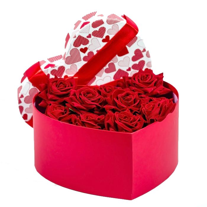 rose in scatola a forma di cuore